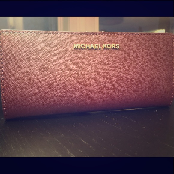 Michael Kors Wallet - Leather - NWT - Picture 1 of 4